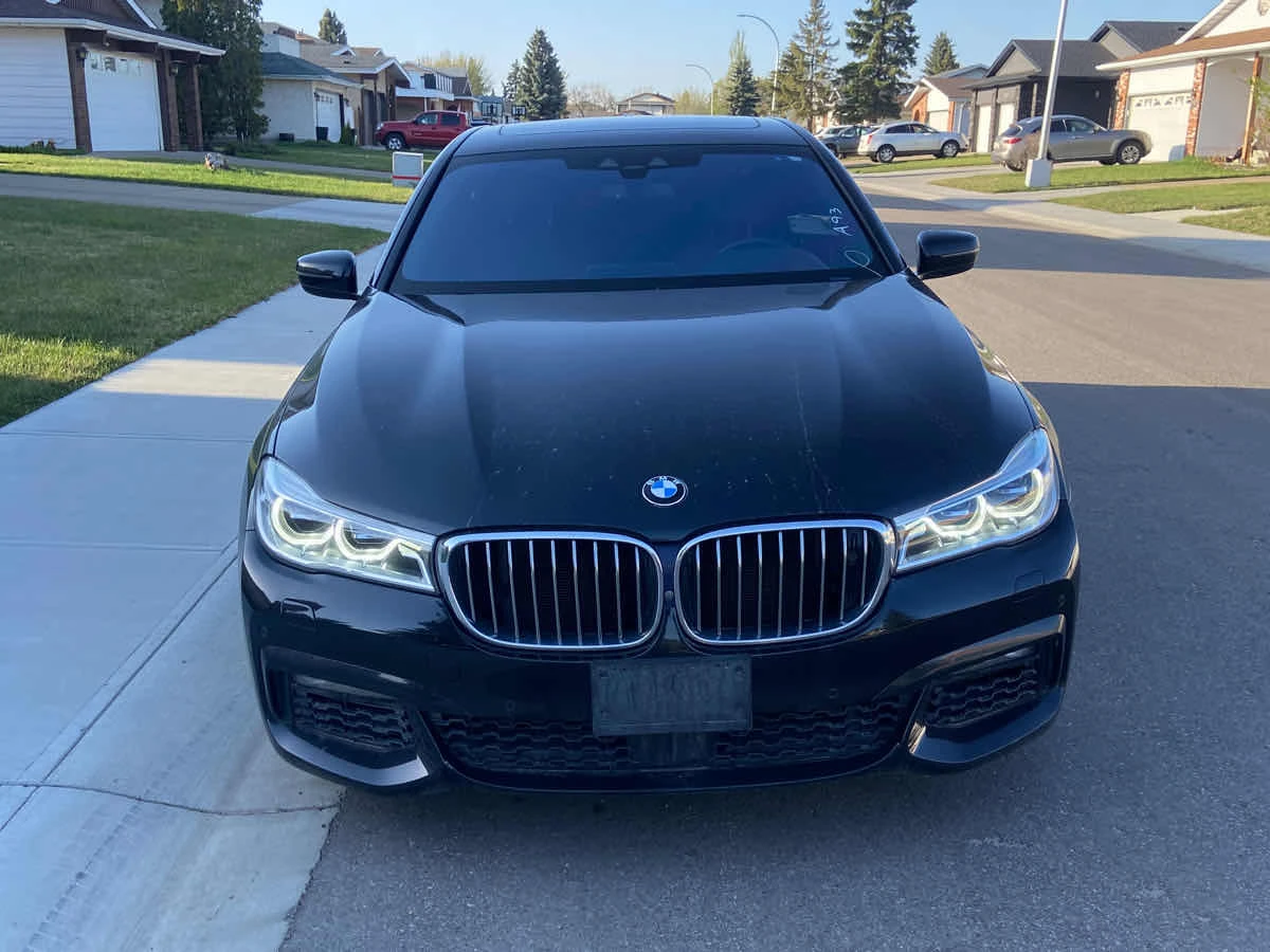 BMW 750 750i xDrive AWD - изображение 2