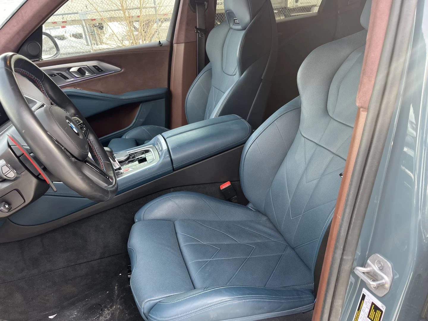 BMW XM, снимка 7 - Автомобили и джипове - 54294518