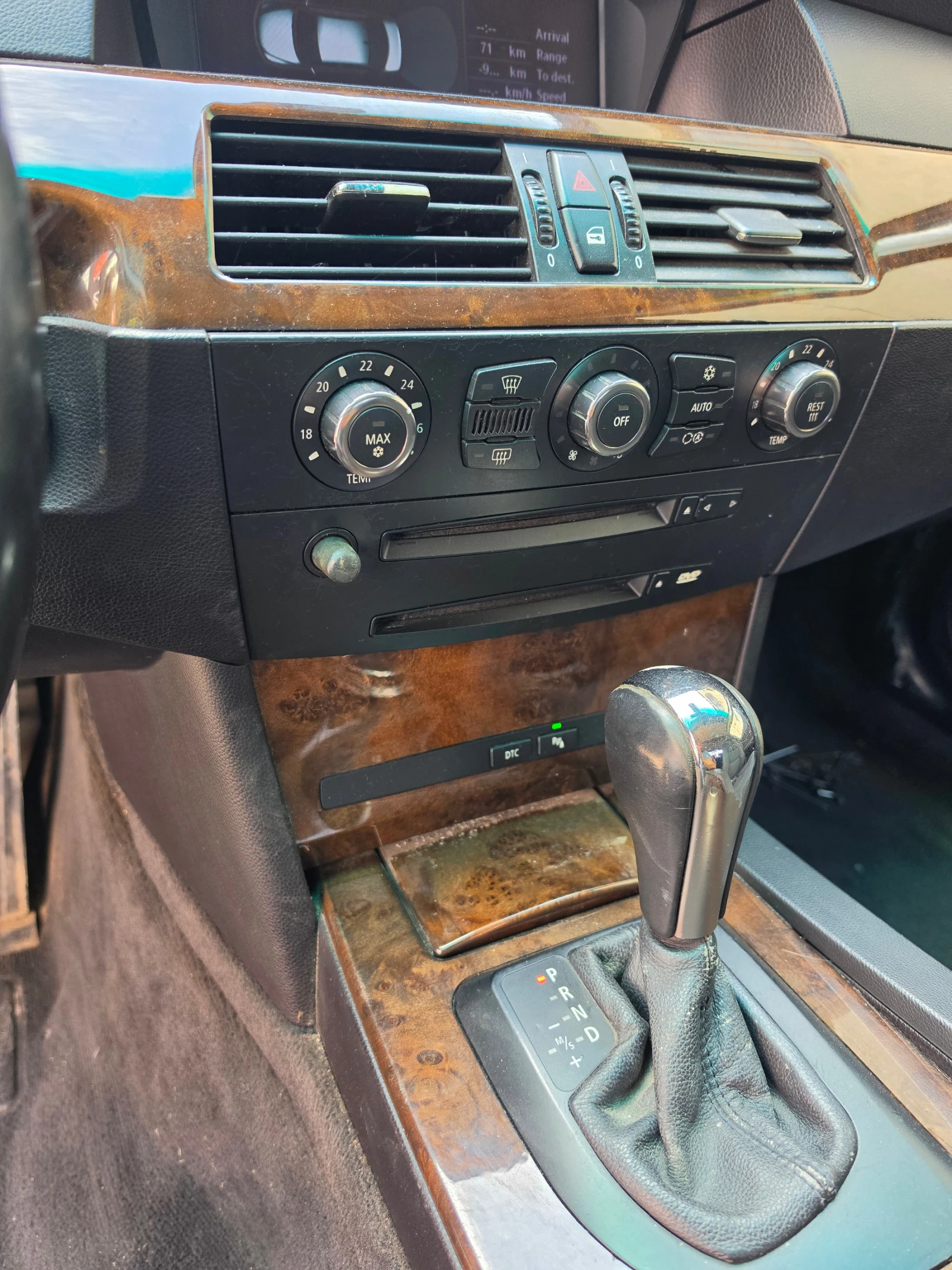 BMW 530 4х4 231 коня, снимка 8 - Автомобили и джипове - 54703668
