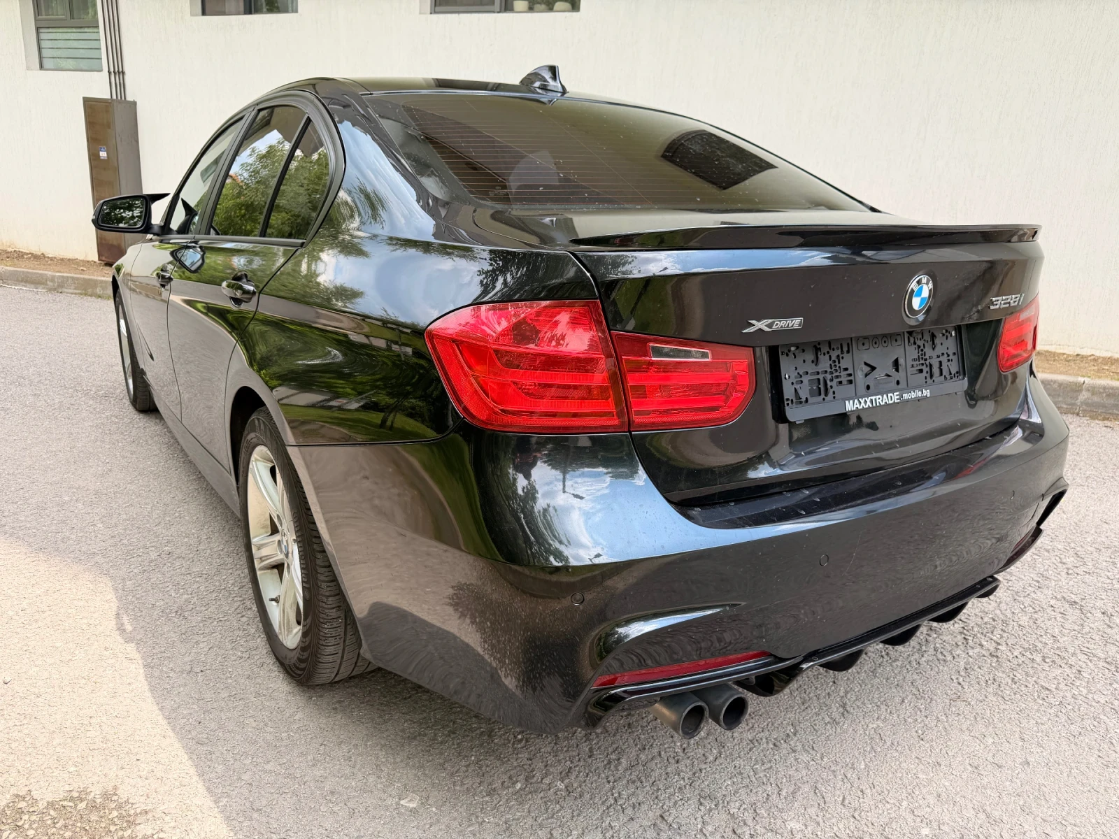 BMW 328 i / X-DRIVE / ОБСЛУЖЕН ДВИГАТЕЛ / ЛАГЕРИ, снимка 5 - Автомобили и джипове - 54997956