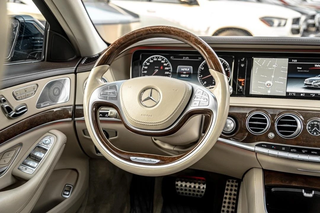 Mercedes-Benz S 550 4MATIC AMG | HUD | Масаж | Панорама, снимка 14 - Автомобили и джипове - 55332710