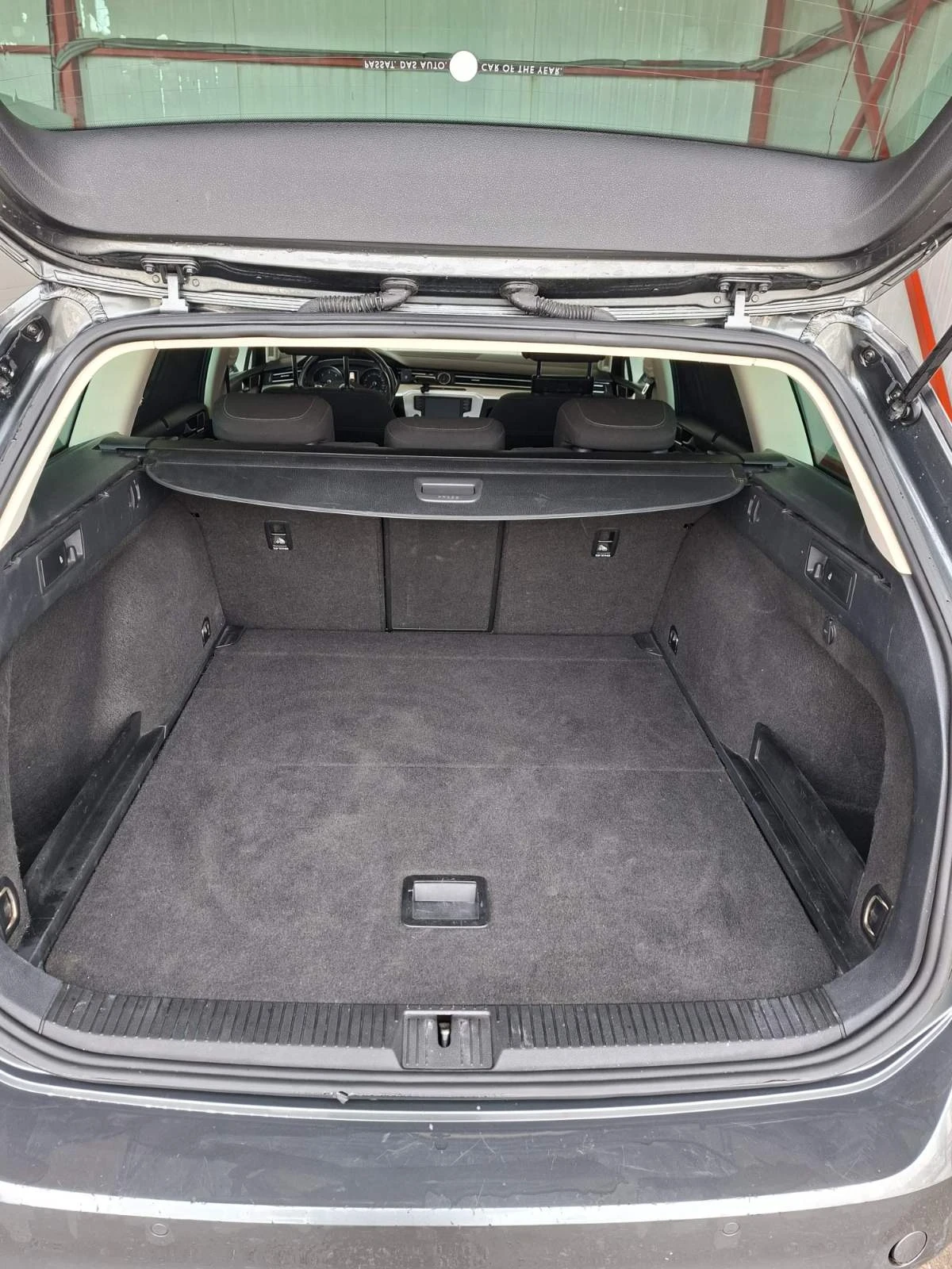 VW Passat Регистрирана , R-line , Led, снимка 10 - Автомобили и джипове - 55636697