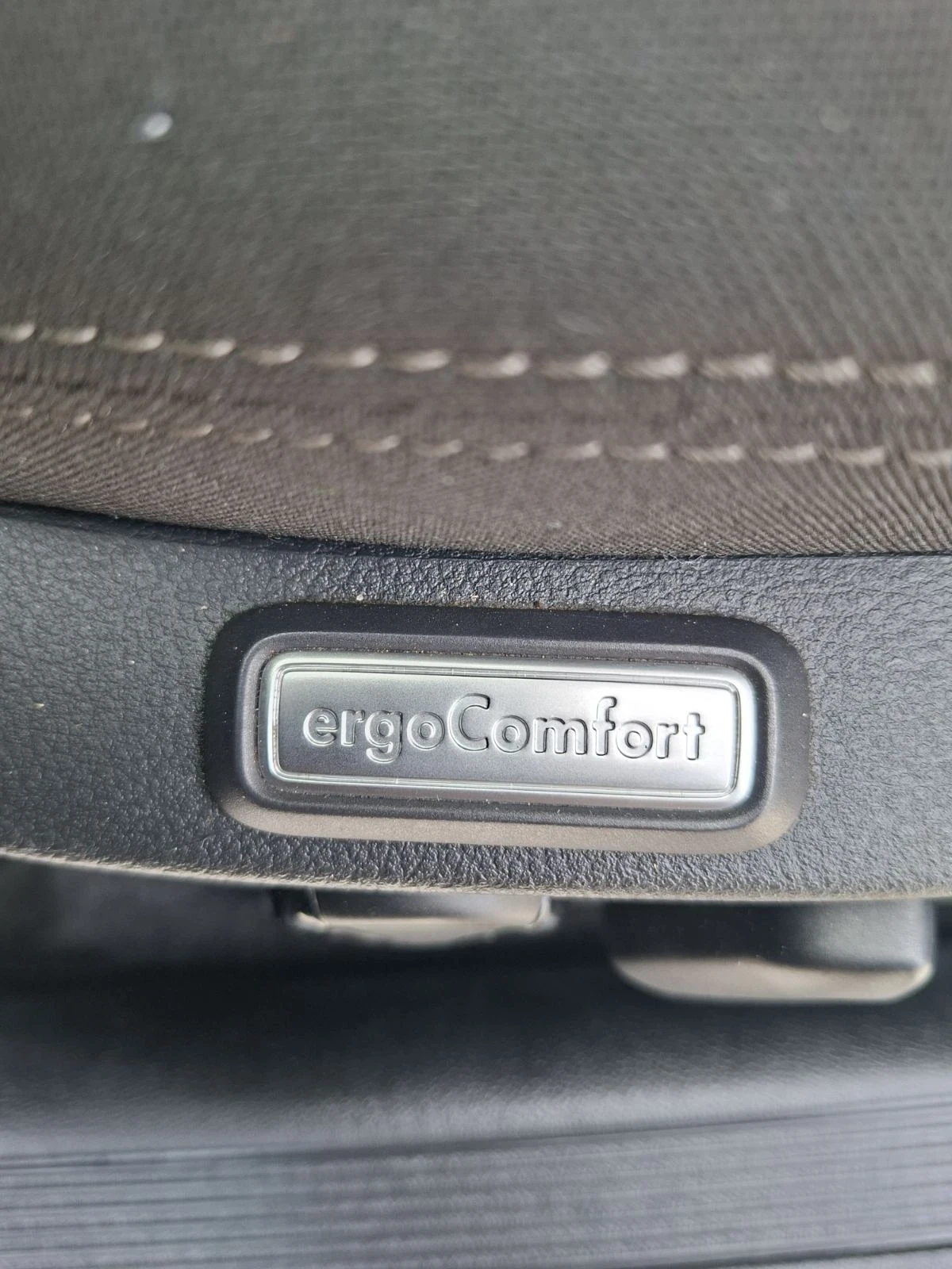 VW Passat Регистрирана , R-line , Led, снимка 8 - Автомобили и джипове - 55636697