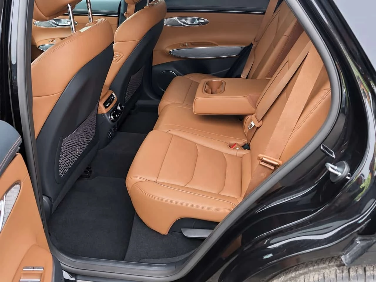 Genesis GV70 * 2.5T Advanced Plus * CARFAX * ����� �� ��������� | Mobile.bg � ����������� 10