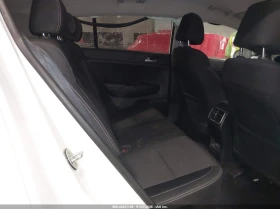 Kia Sportage 2.4L I-4 DI, DOHC, VVT, 181HP All Wheel Drive, снимка 8