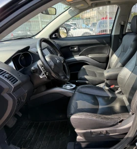 Mitsubishi Outlander 2.4i 4x4, снимка 6