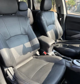 Mitsubishi Outlander 2.4i 4x4, снимка 14