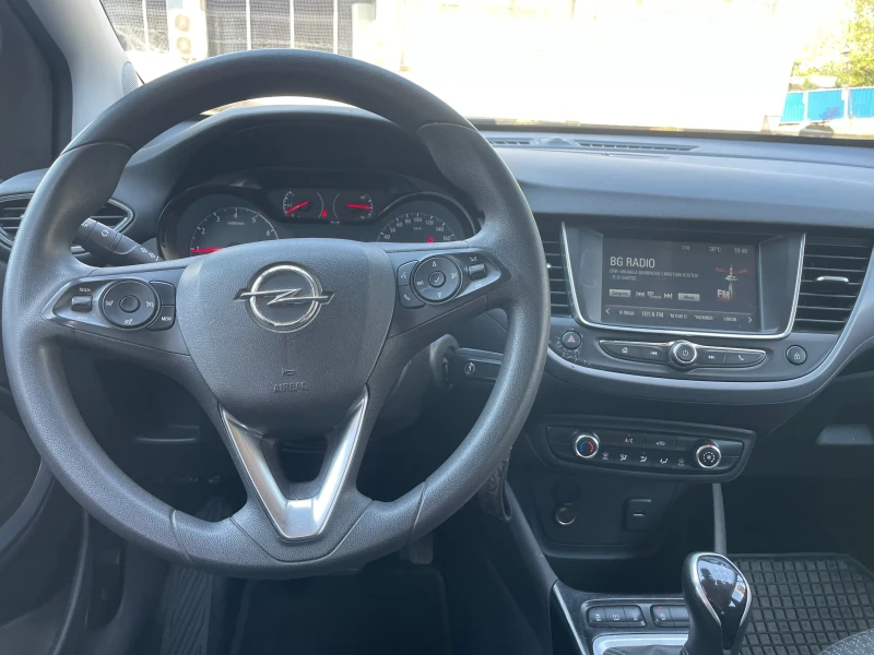 Opel Crossland X 1.2 i, снимка 9 - Автомобили и джипове - 51985350