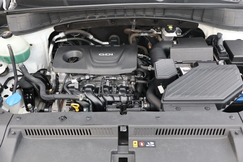 Hyundai Tucson 1.6i, снимка 17 - Автомобили и джипове - 52005994