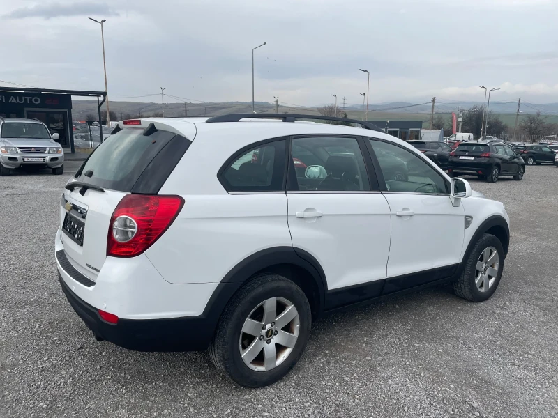 Chevrolet Captiva 2.0CDTI 6+ 1 КОЖА, снимка 7 - Автомобили и джипове - 52656716