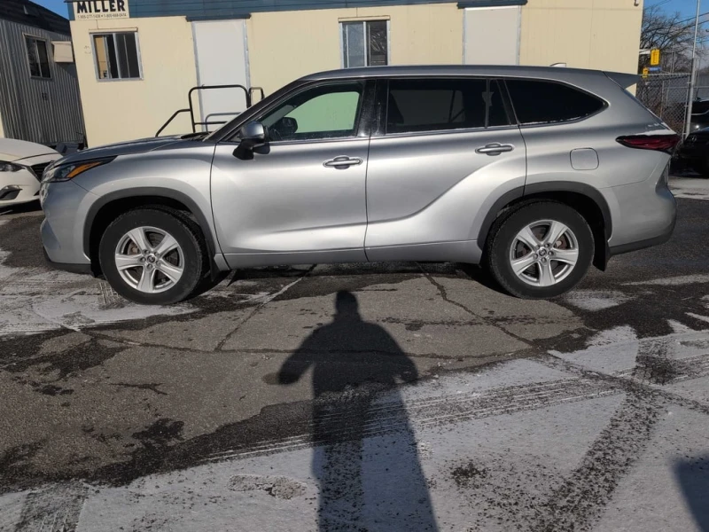 Toyota Highlander * LE * CARFAX * ЦЕНА ДО БЪЛГАРИЯ, снимка 2 - Автомобили и джипове - 53024345