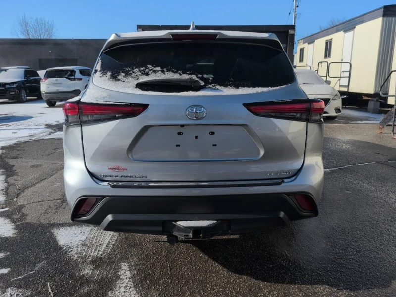 Toyota Highlander * LE * CARFAX * ЦЕНА ДО БЪЛГАРИЯ, снимка 4 - Автомобили и джипове - 53024345