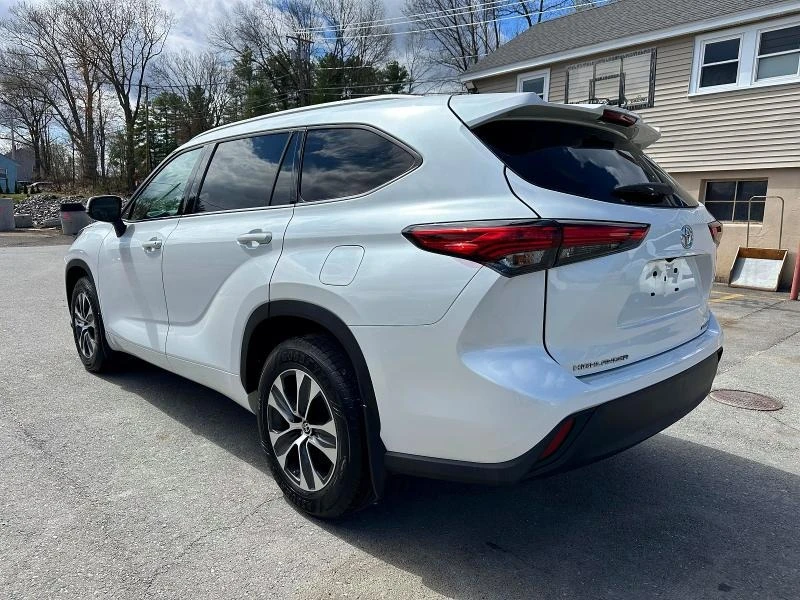 Toyota Highlander, снимка 2 - Автомобили и джипове - 54684691