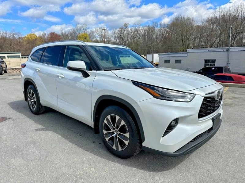 Toyota Highlander, снимка 4 - Автомобили и джипове - 54684691