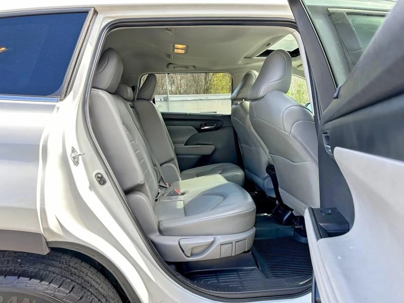 Toyota Highlander, снимка 7 - Автомобили и джипове - 54684691