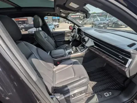 Audi Q7 S-line / Technik / ПЪРВИ СОБСТВ. / 7 МЕСТА /ЛИЗИНГ, снимка 11 - Автомобили и джипове - 54875667