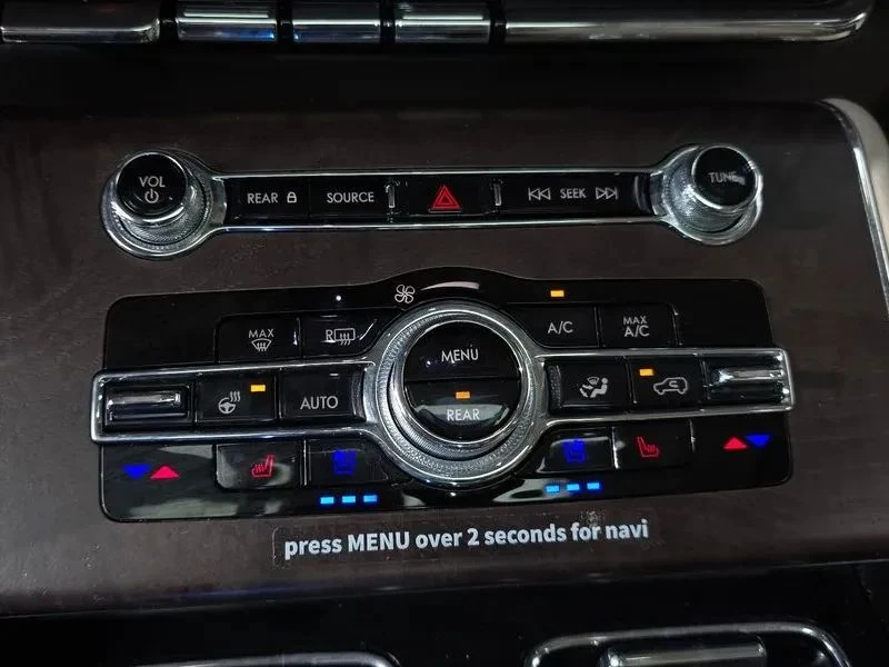 Lincoln Aviator, снимка 12 - Автомобили и джипове - 56688145