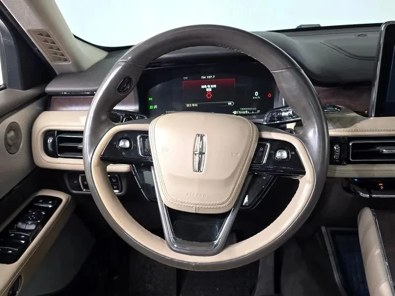 Lincoln Aviator, снимка 14 - Автомобили и джипове - 56688145
