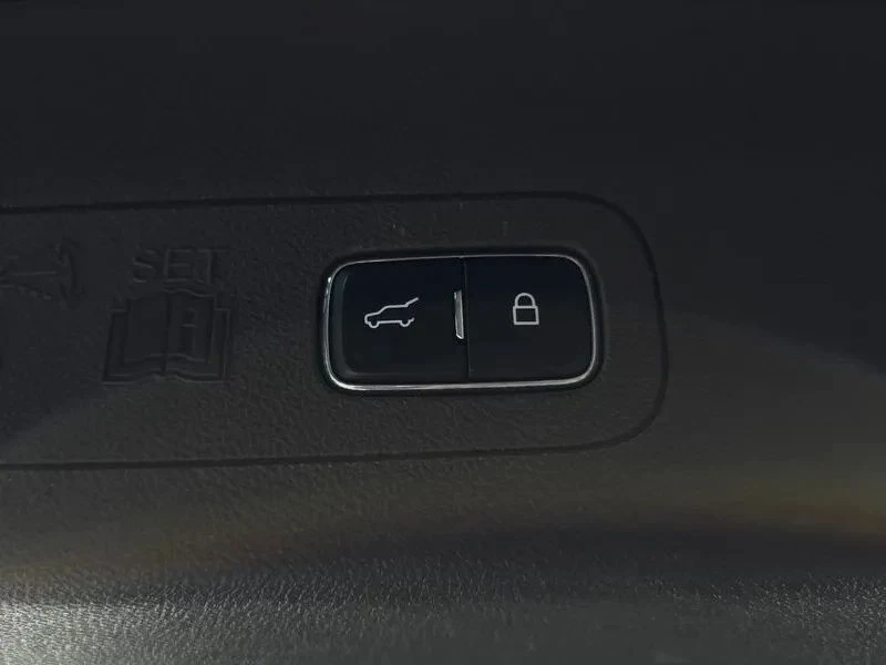 Lincoln Aviator, снимка 17 - Автомобили и джипове - 56688145
