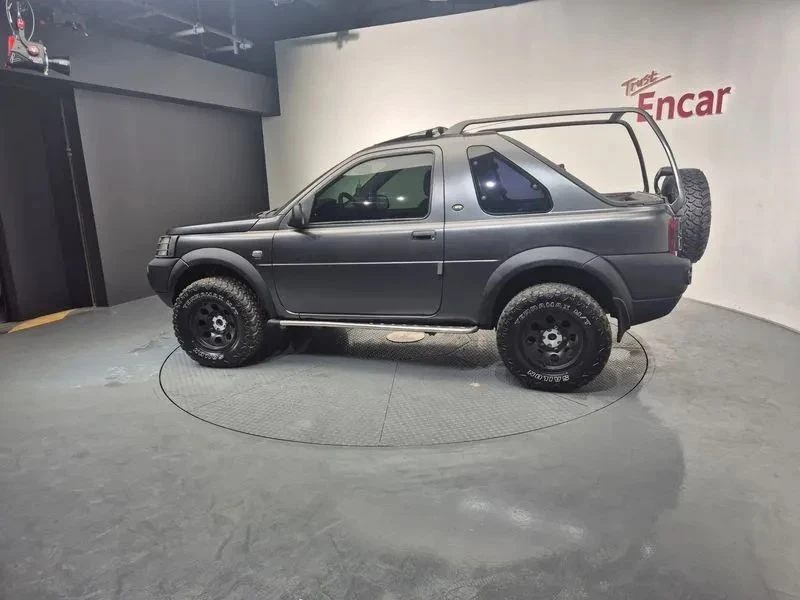 Land Rover Freelander, снимка 17 - Автомобили и джипове - 56738248