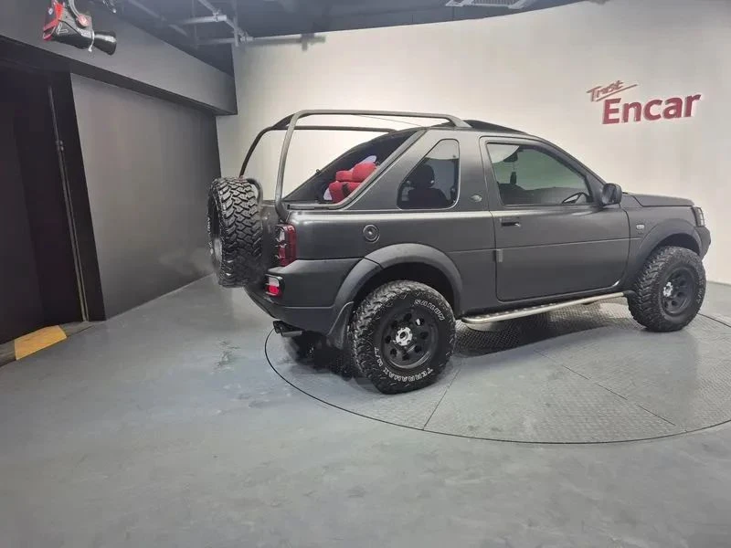Land Rover Freelander, снимка 14 - Автомобили и джипове - 56738248