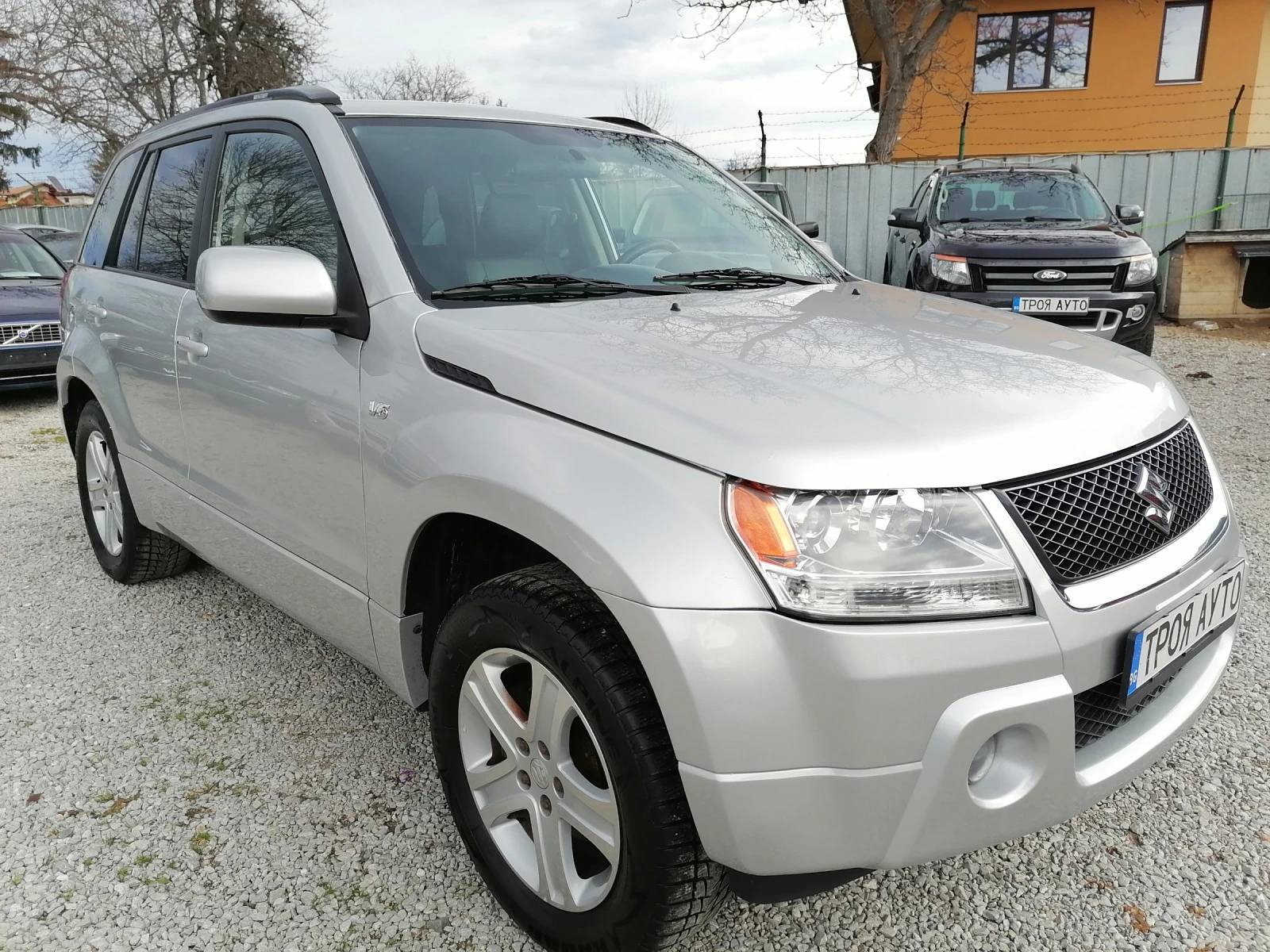 Suzuki Grand vitara 2.7 V6* 4х4* ШВЕЙЦАРИЯ* АВТОМАТИК* КОЖА*  - изображение 3