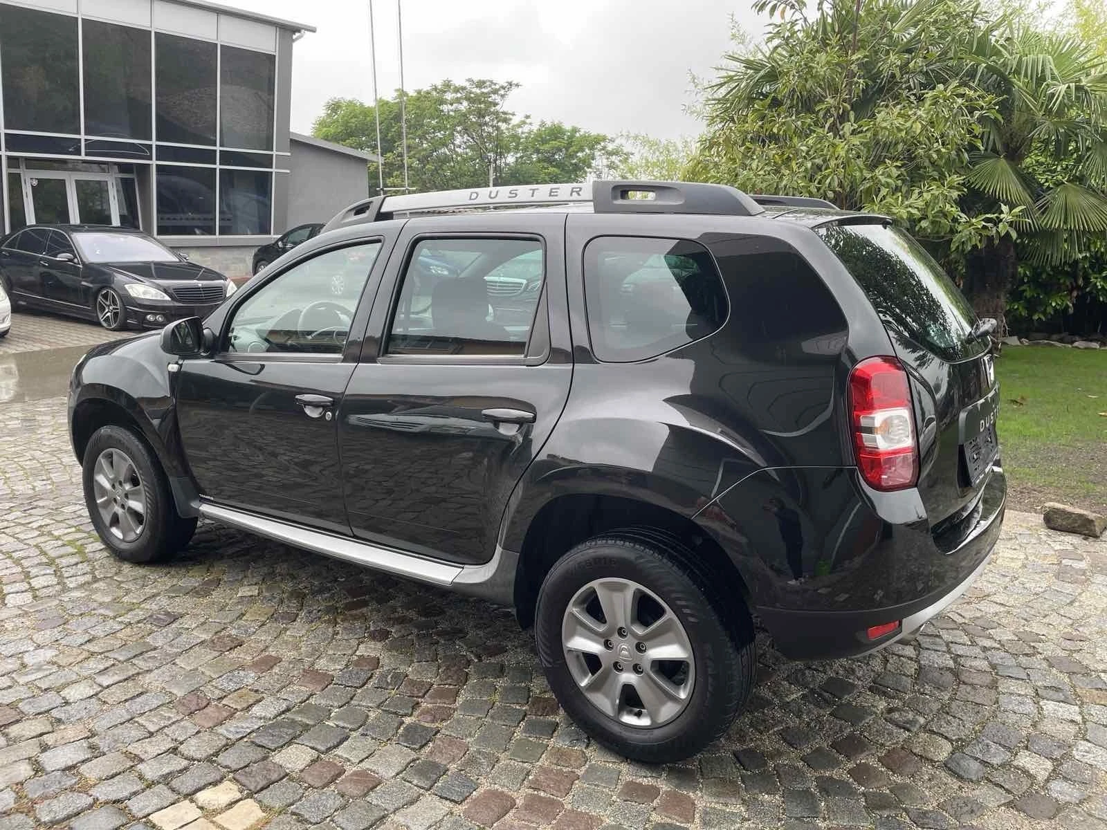 Dacia Duster 1.6 Gaz - изображение 8