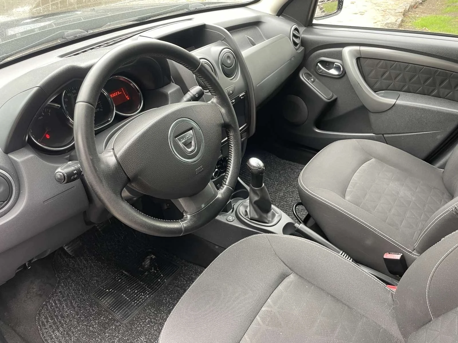 Dacia Duster 1.6 Gaz | Mobile.bg   13