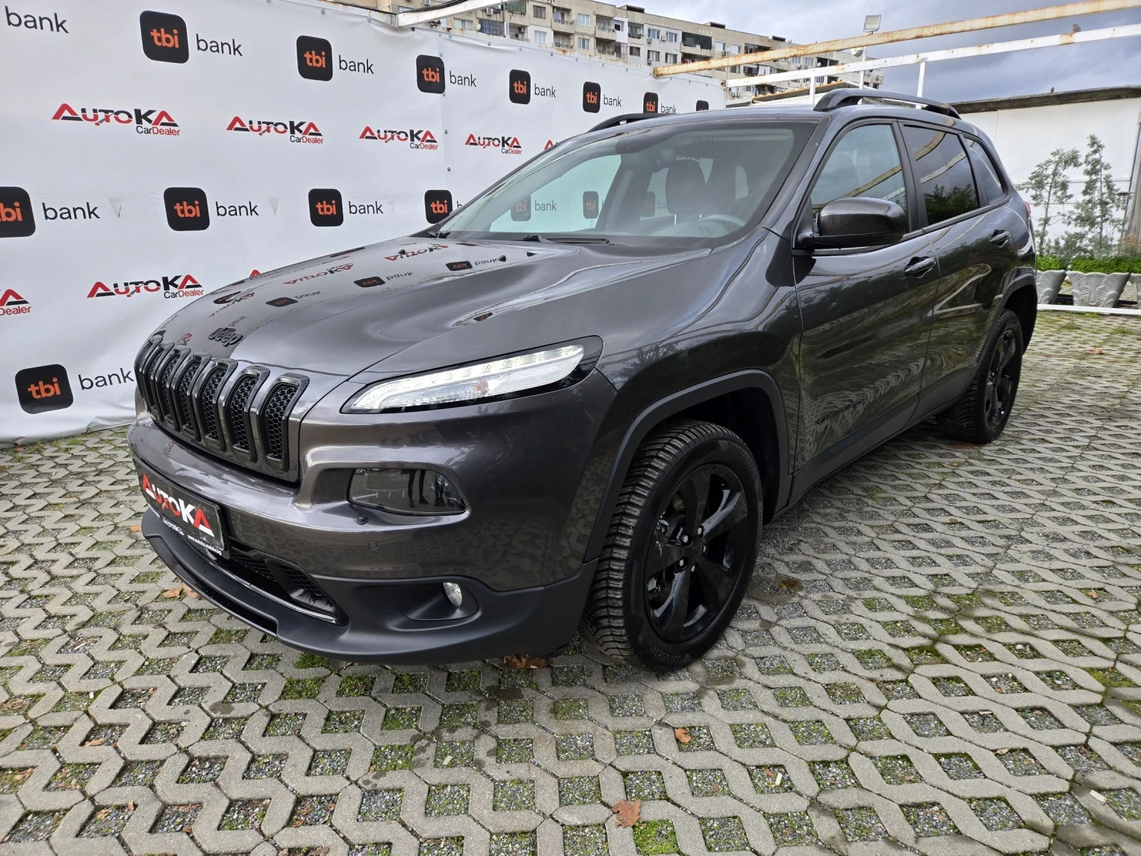 Jeep Cherokee 2.2CRDI-200кс= 152.000km= NIGHT EAGLE= OVERLAND, снимка 6 - Автомобили и джипове - 52256360