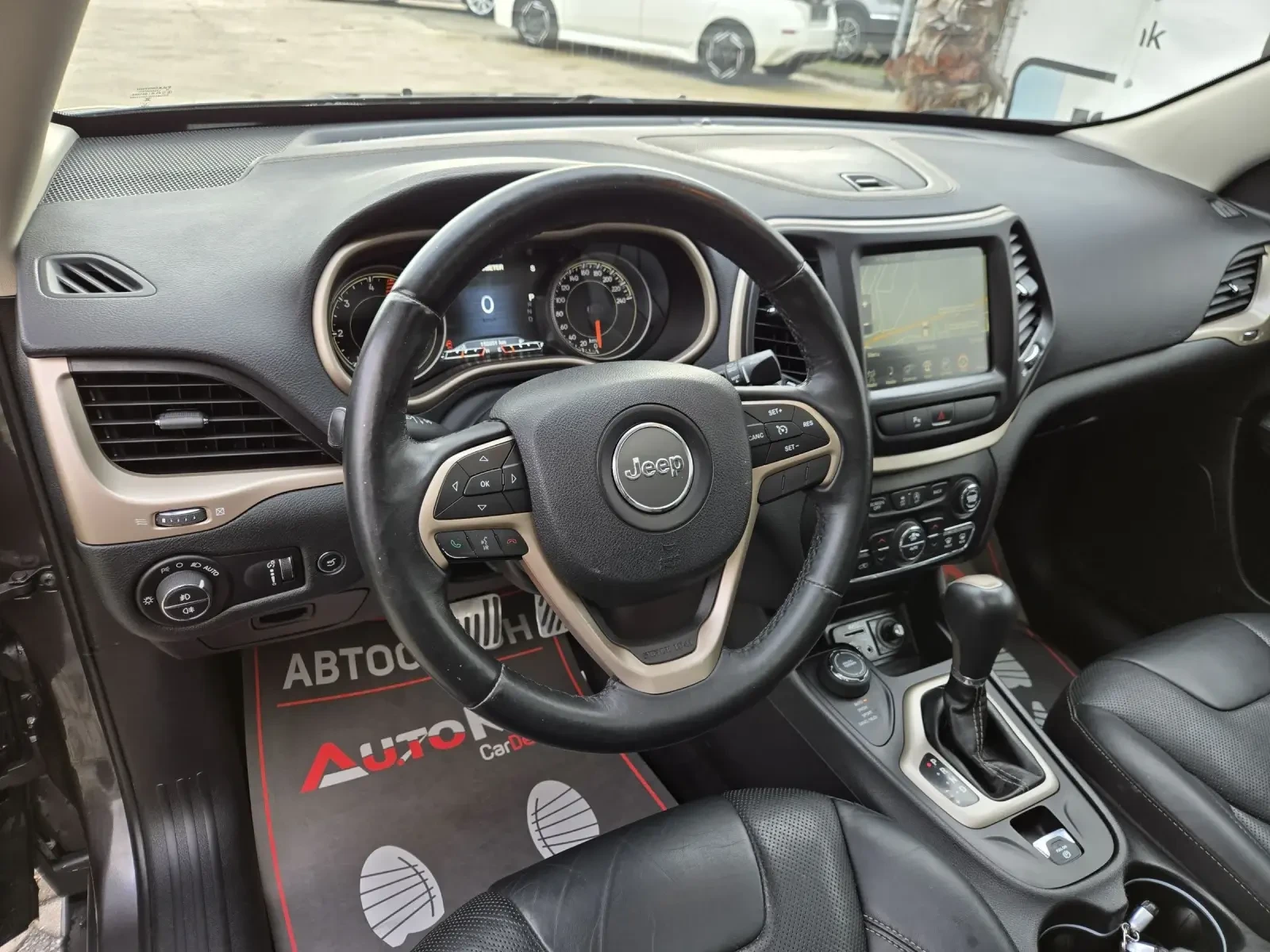 Jeep Cherokee 2.2CRDI-200кс= 152.000km= NIGHT EAGLE= OVERLAND, снимка 8 - Автомобили и джипове - 52256360