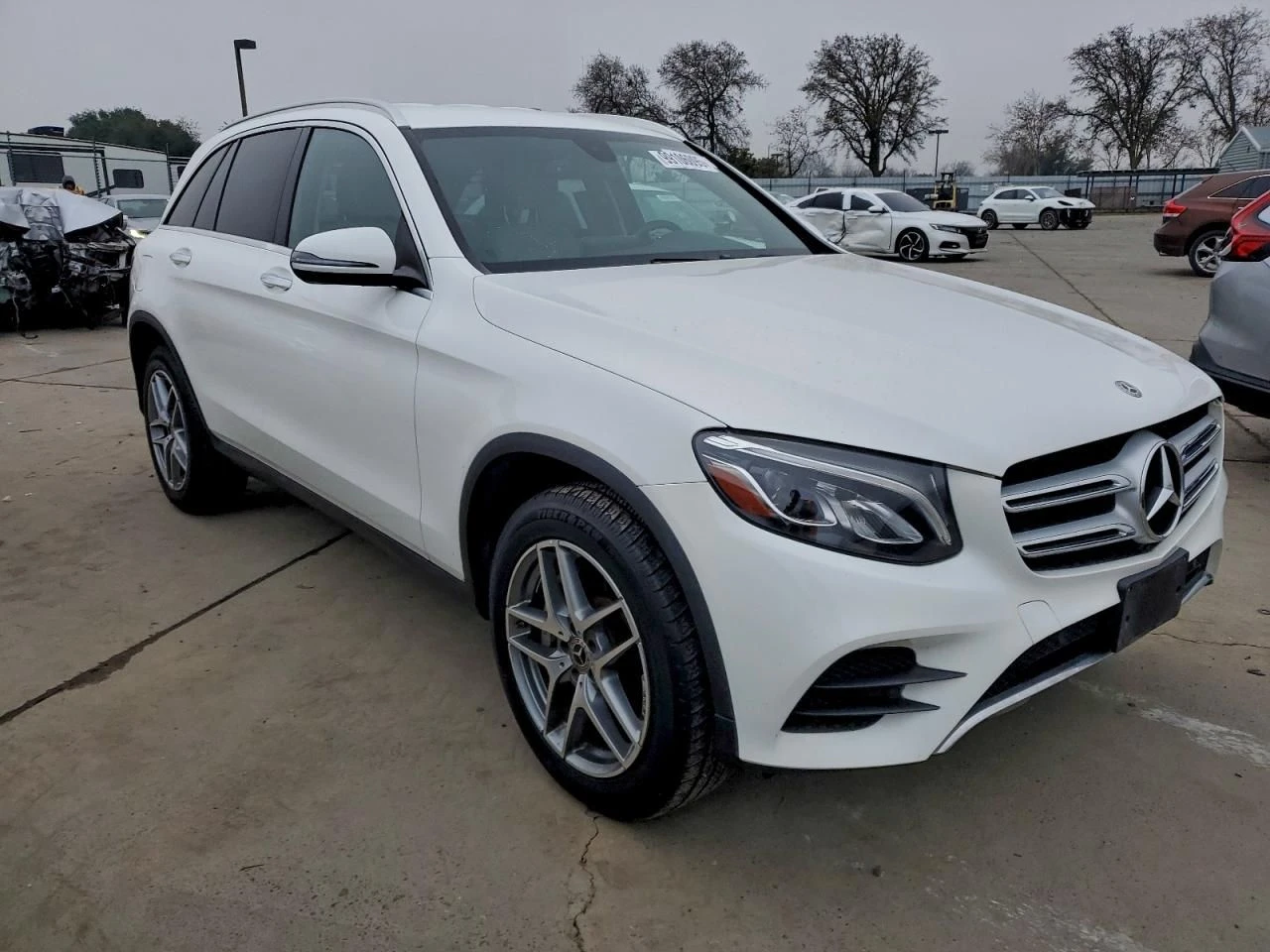 Mercedes-Benz GLC 300  - изображение 4