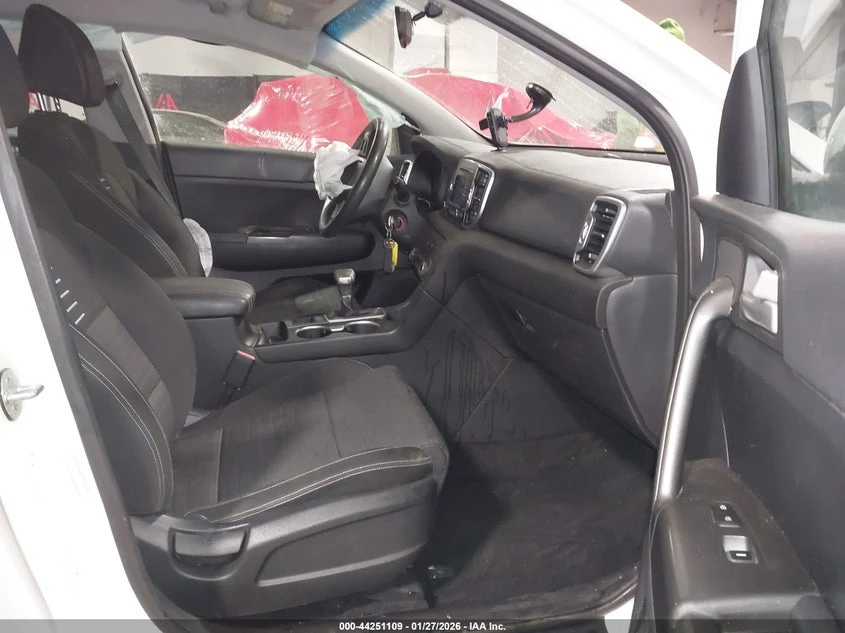 Kia Sportage 2.4L I-4 DI, DOHC, VVT, 181HP All Wheel Drive - изображение 5