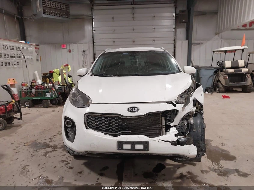 Kia Sportage 2.4L I-4 DI, DOHC, VVT, 181HP All Wheel Drive, снимка 12 - Автомобили и джипове - 53733639