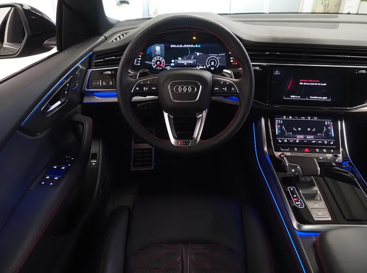 Audi RSQ8 4.0 Quattro , снимка 8 - Автомобили и джипове - 53911195