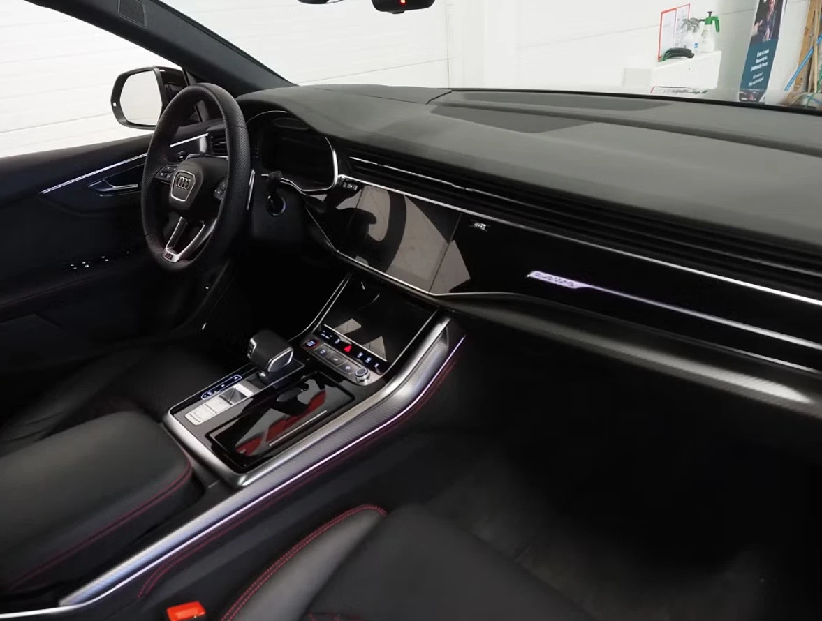 Audi RSQ8 4.0 Quattro , снимка 6 - Автомобили и джипове - 53911195