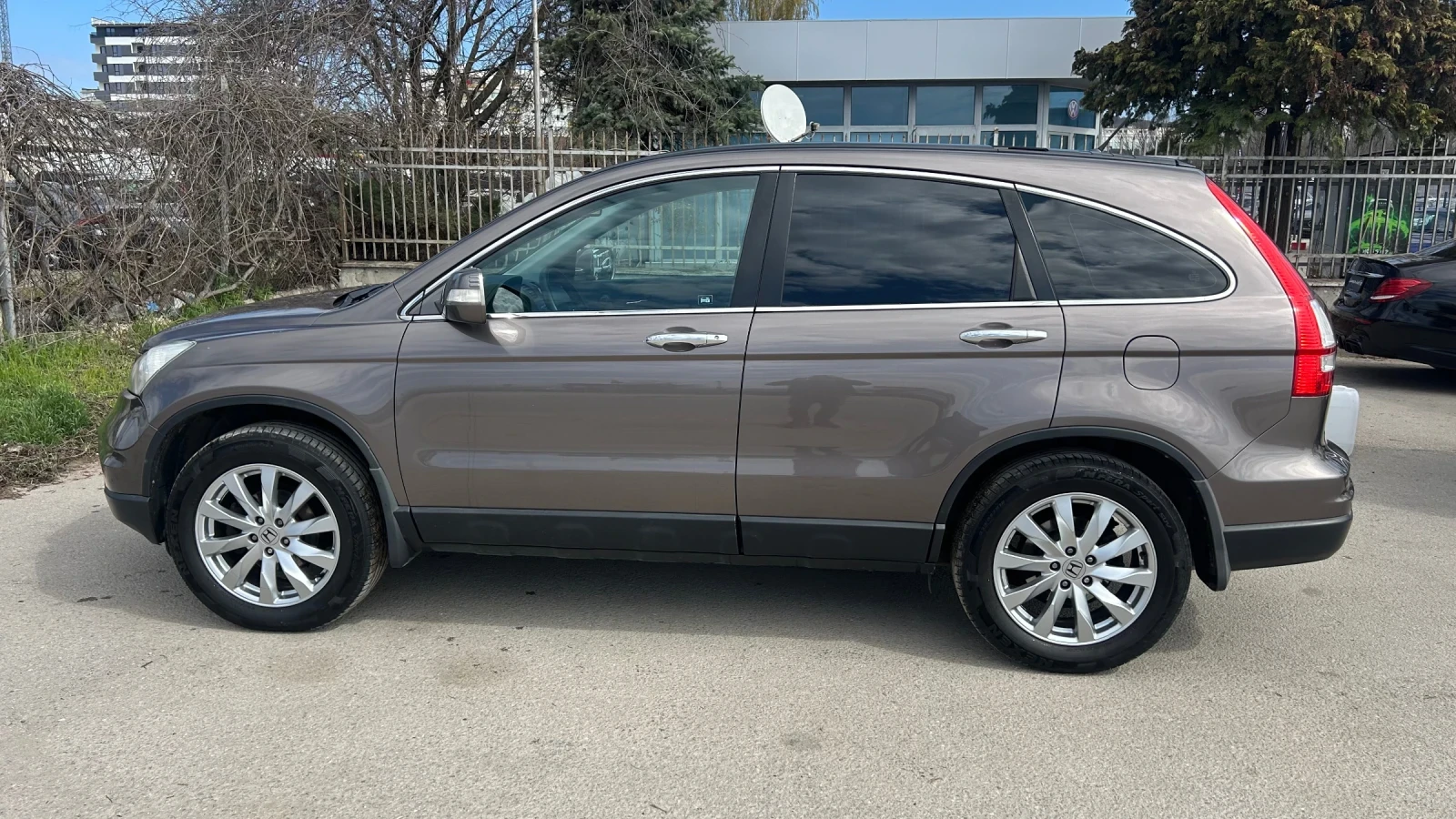 Honda Cr-v 2.0i facelift Швейцария, снимка 8 - Автомобили и джипове - 54144050