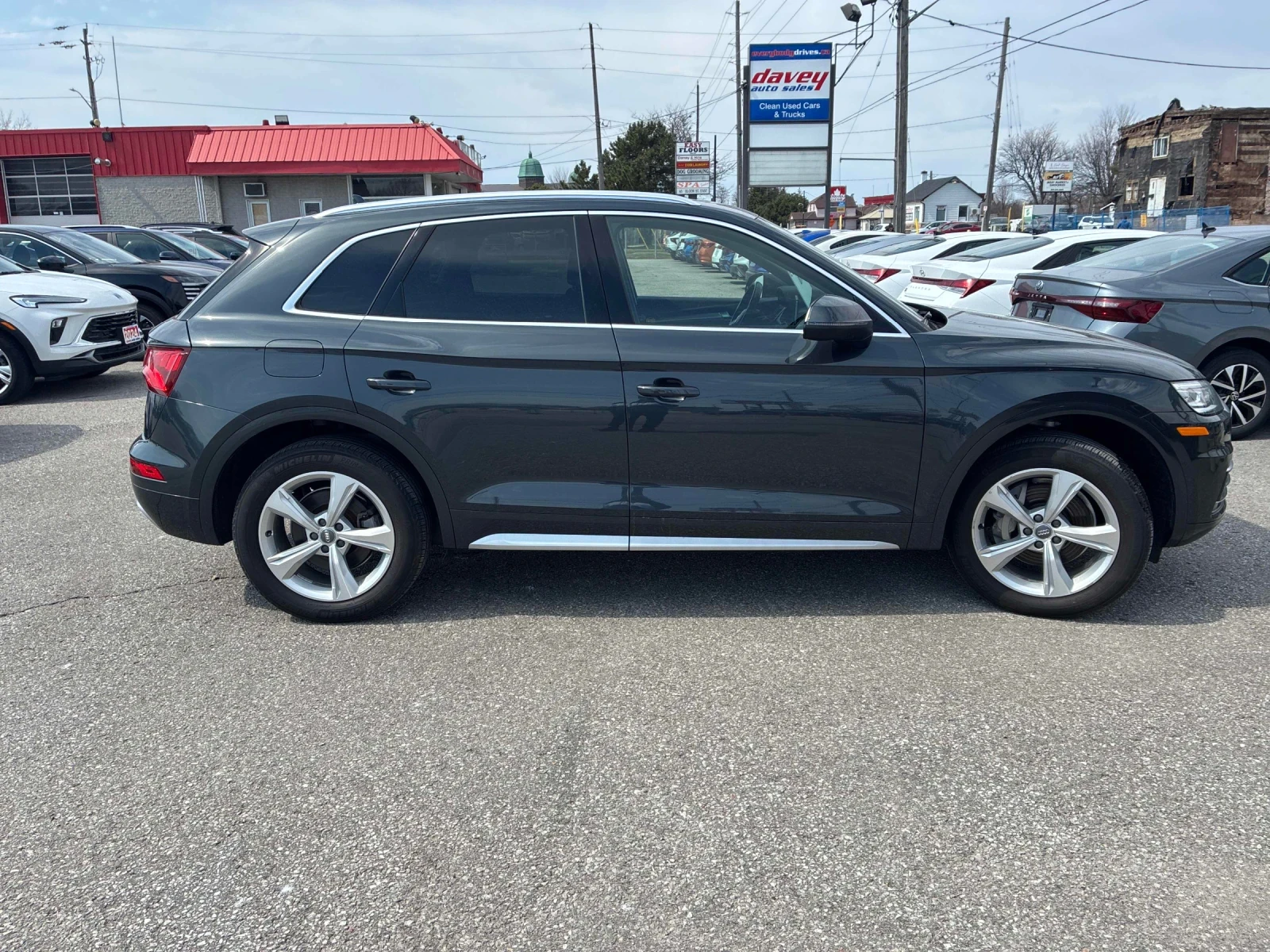 Audi Q5 PROGRESSIV * CAR FAX * АВТО КРЕДИТ * , снимка 4 - Автомобили и джипове - 54166453