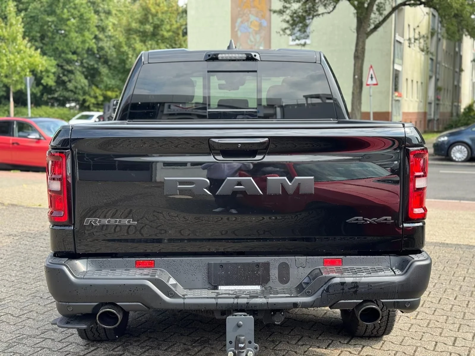 Dodge RAM 1500 3.0/REBEL/NIGHT/PREMIUM/PANO/360/HEAD UP/AIR/, снимка 3 - Автомобили и джипове - 54235354