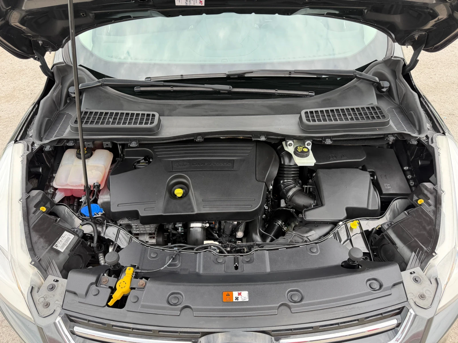 Ford Kuga 2.OTDCI НАВИ/З.КАМЕРА/КОЖА/ЛЕТИ ДЖ., снимка 9 - Автомобили и джипове - 54606297