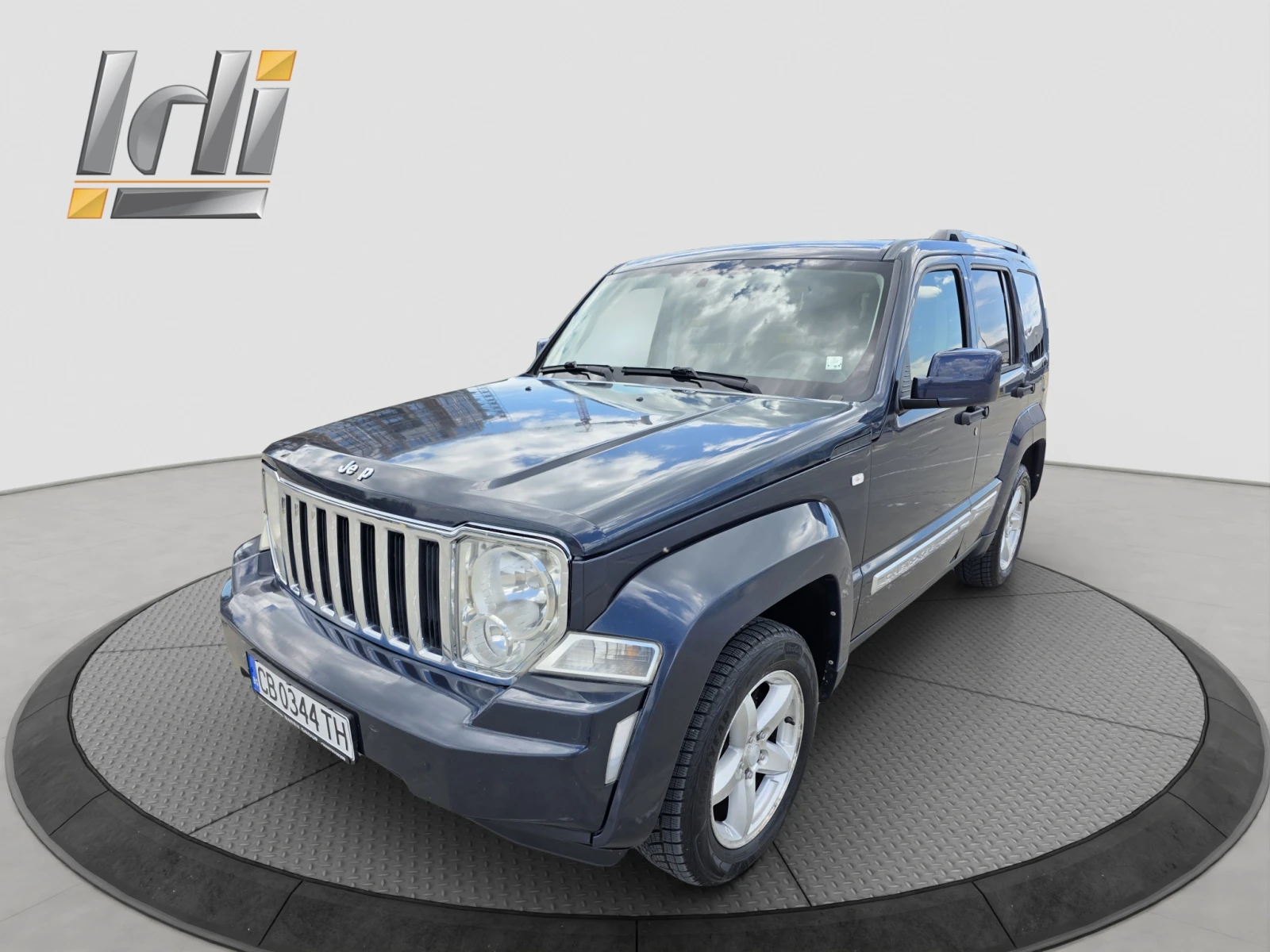 Jeep Cherokee 2.8 CRDI 4X4, снимка 2 - Автомобили и джипове - 54978311
