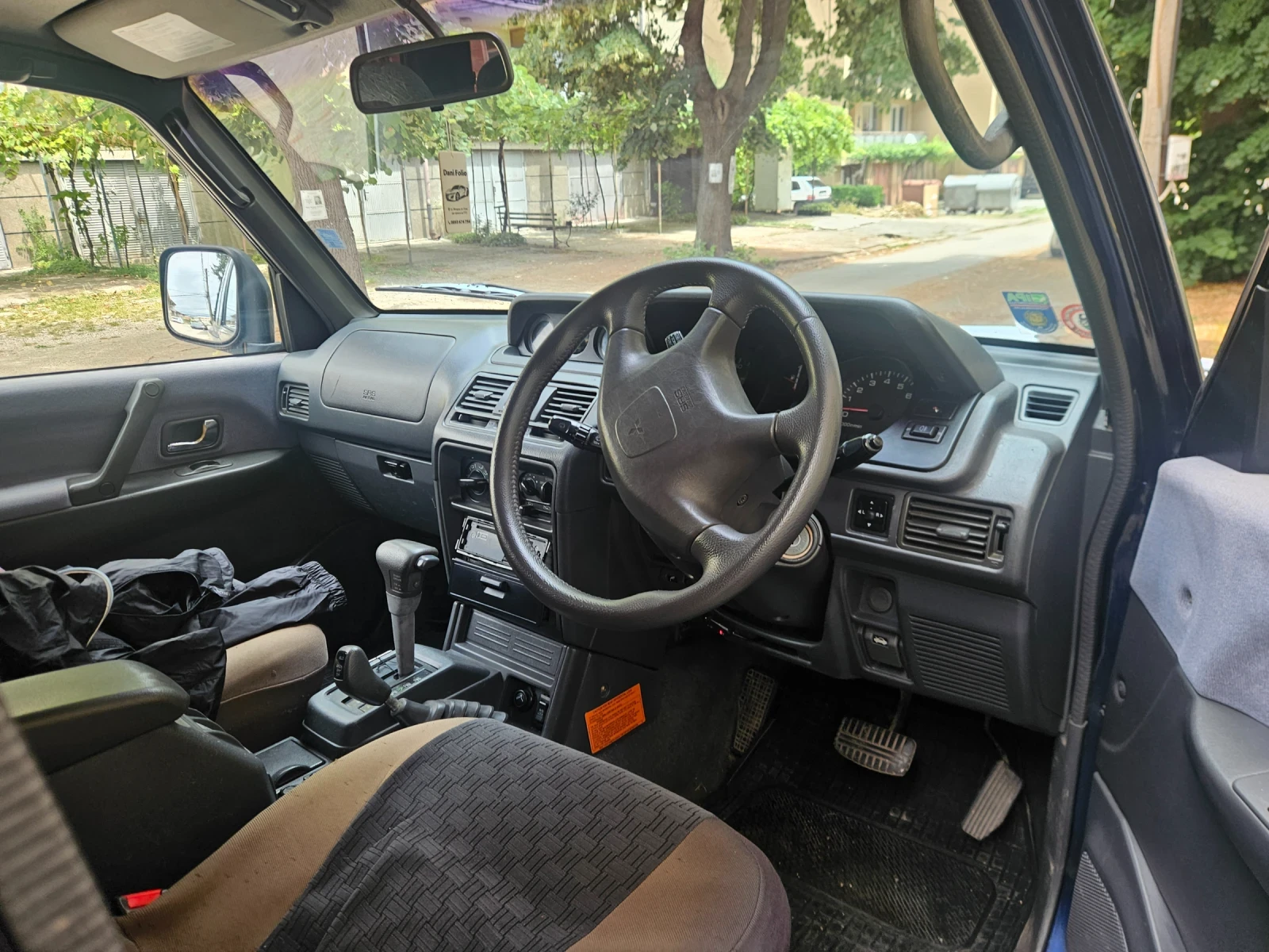 Mitsubishi Pajero 3000 170кс шпер блокаш бензин, снимка 7 - Автомобили и джипове - 55179859