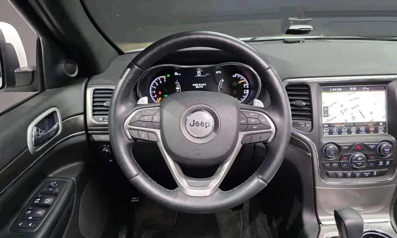 Jeep Cherokee, снимка 13 - Автомобили и джипове - 56730313