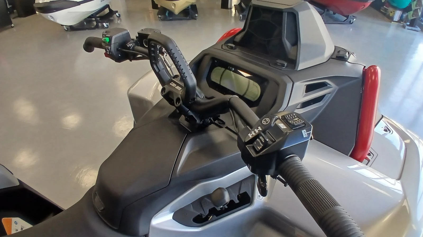 Can-Am Outlander OUTLANDER X MR 1000R - изображение 10