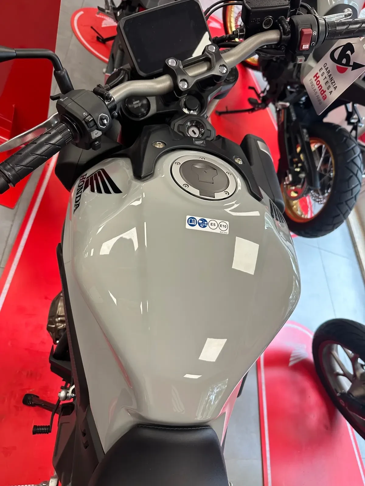 Honda Cb 650R E-Clutch НОВ!!! 0км., снимка 15 - Мотоциклети и мототехника - 53726119