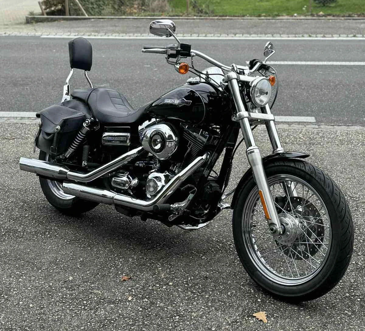 Harley-Davidson Dyna SUPER GLIDE 2010 година 32000 км.