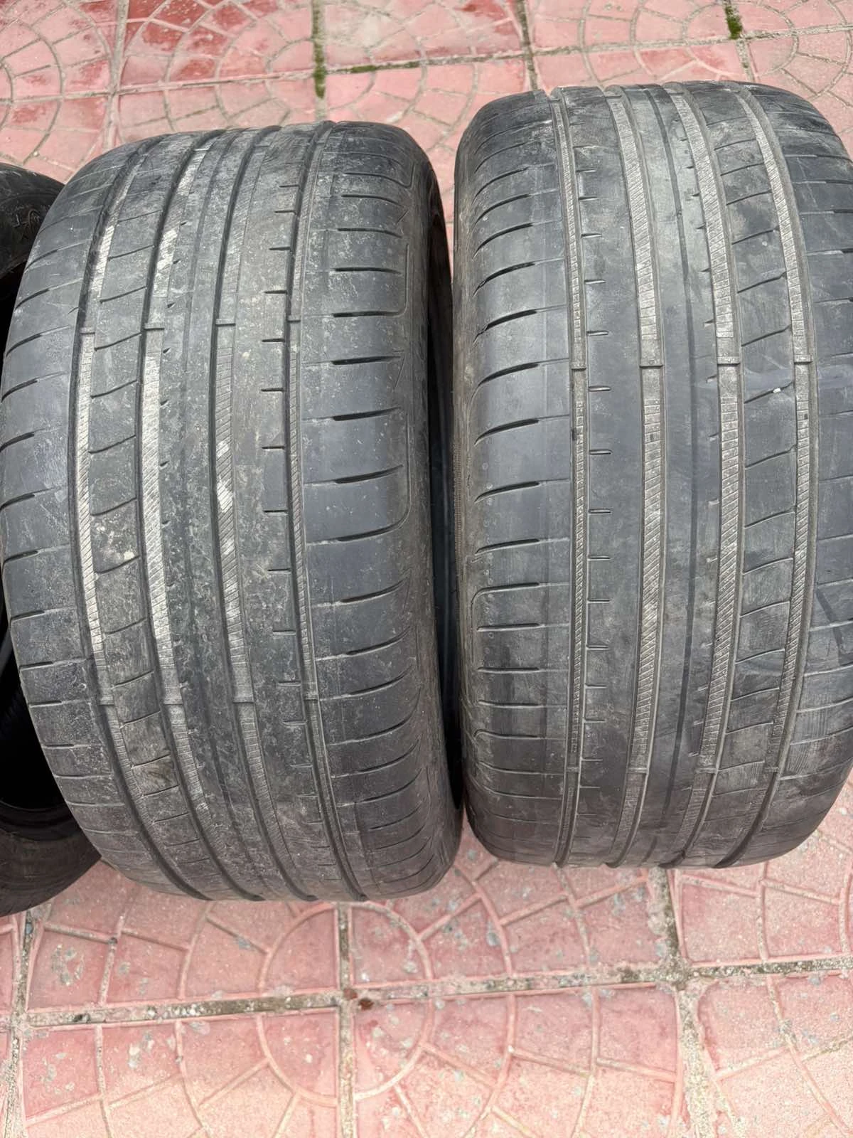 Гуми Летни 255/40R18, снимка 9 - Гуми и джанти - 54208045