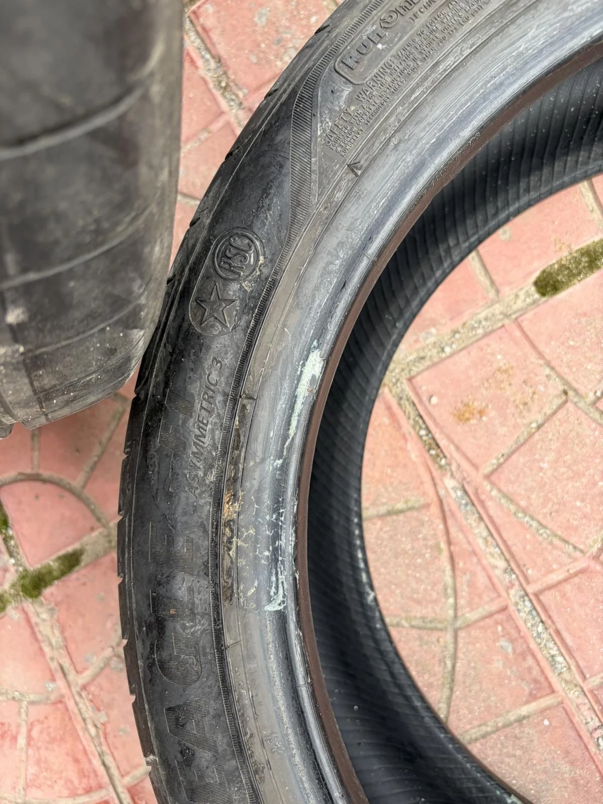 Гуми Летни 255/40R18, снимка 6 - Гуми и джанти - 54208045