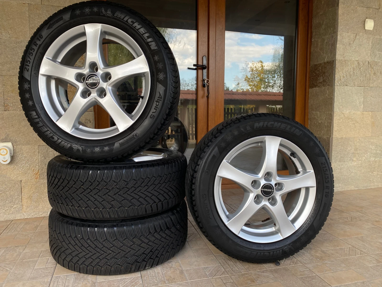 Гуми с джанти Continental 215/55R16