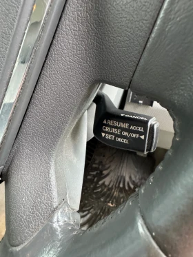 Dodge Avenger 2.0 CRD // 140к.с // ДЕСЕН ВОЛАН, снимка 12