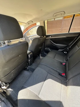 Toyota Avensis, снимка 9